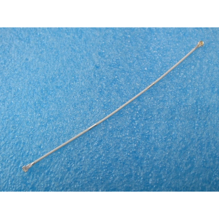 Cable Coaxial de Antena de 78mm de color Gris