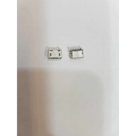 Num17 Conector carga USB universal 